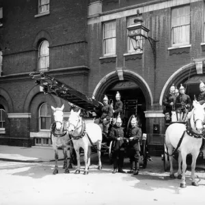 LCC-LFB Kennington fire station, Lambeth