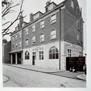 LCC-LFB Pageants Wharf fire station, Rotherhithe