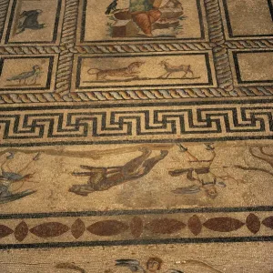 Mosaico de Orfeo en Miletos, Museo de Pergamo, Berlín, Alemania Mosaico de Orfeo en Miletos, Museo de Pergamo, Berlín, Alemania