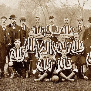 Photo Ancienne De L'équipe De Newcastle United - 1894 - Document D'époque