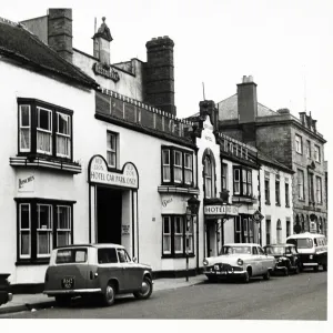 Photograph of Red Lion Hotel, Crewkerne, Somerset