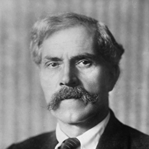 Portrait photograph of Ramsay MacDonald