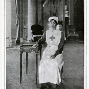 Princess Mary in hospital nurse uniform 1918