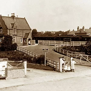Railway Station, Askern (children)