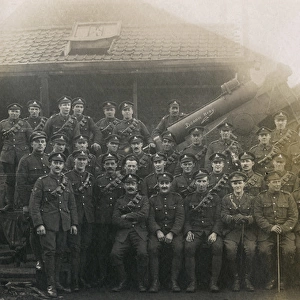 Royal Artillery with gun, WW1