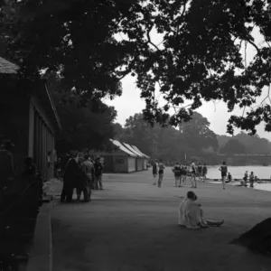 The Serpentine Lido