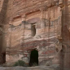 The Silk Tomb. Petra. Jordan