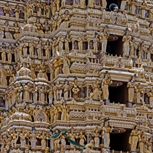 SRI LANKA. Matale. Hindu Temple of Sri Muthumariamman