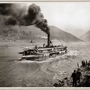 Steaming into the Ye T an China, steamer Donald Mennie