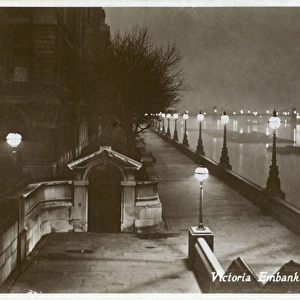 Victoria Embankment at night - London, England