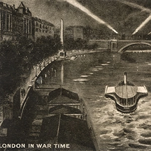 WW1 - London in wartime searchlights over the River Thames