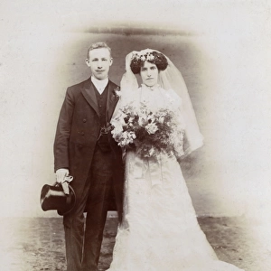 Young couple in a wedding photo