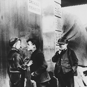 Young smokers 1901