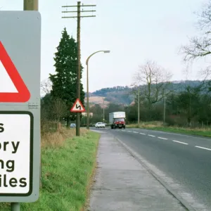 Toad - crossing sign