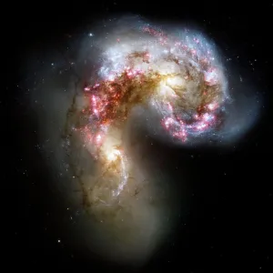 Antennae colliding galaxies, Hubble image