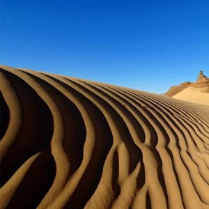 Desert dunes and rocks, Algerian Sahara C014 / 1634