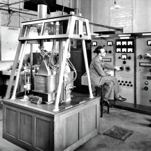 Mass spectrometer, 1954