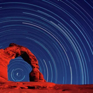 Stars trails & Delicate Arch