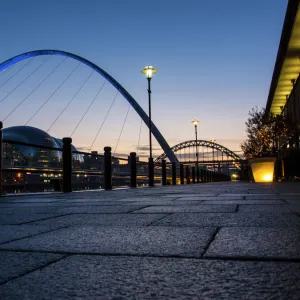 Bridges Photo Mug Collection: Gateshead Millenium Bridge, England