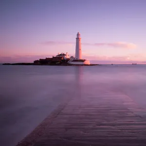 England, Tyne and Wear, St Marys Island & Lighthouse