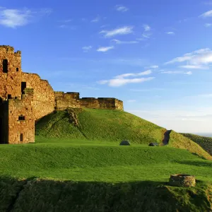 Gatehouse of the Tynemouth Castle and Priory, viewed from the west