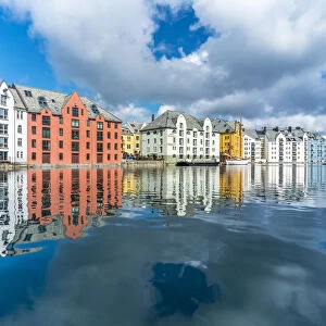 Art Nouveau styled houses mirrored in Brosundet canal, Alesund, More og Romsdal county
