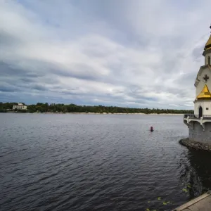 Chapel above Dnieper River, Kiev (Kyiv), Ukraine, Europe