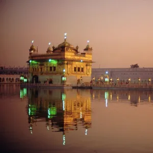 Dusk over the Holy Pool of Nectar looking towards the