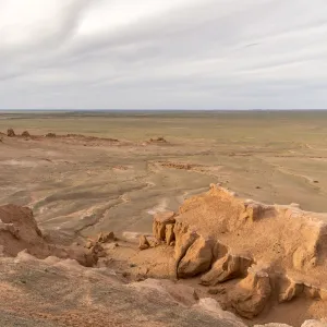 Flaming cliffs, Bajanzag, South Gobi province, Mongolia, Central Asia, Asia