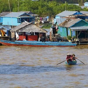 Floating Vietnamese village, Lake Tonle Sap, Biosphere Reserve of UNESCO