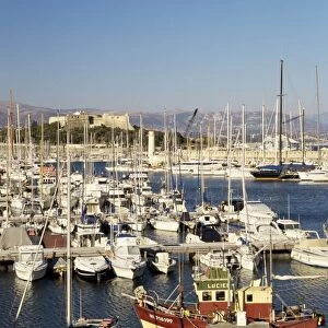 The harbour, Antibes, Provence, Cote d Azur, French Riviera, France