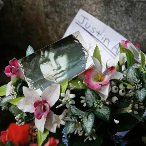 Jim Morrisons grave at Pere Lachaise cemetery, Paris, France, Europe