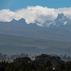 Kenya Heritage Sites Collection: Mount Kenya National Park/Natural Forest