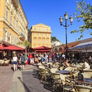 Open air restaurants in Cours Saleya, Old Town, Nice, Alpes Maritimes, Provence, Cote d Azur, French Riviera, France, Europe
