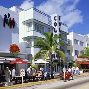 Outdoor cafes near the Colony Hotel, Ocean Drive, Art Deco District, Miami Beach