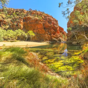 Panoramic view of Ellery Creek Big Hole waterhole in West MacDonnell Ranges surrounded