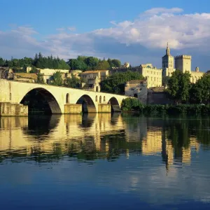 Heritage Sites Framed Print Collection: Historic Centre of Avignon: Papal Palace, Episcopal Ensemble and Avignon Bridge