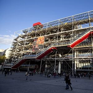 Pompidou Centre designed by Renzo Piano and Richard Rogers, housing the National Museum for Modern Art, Paris