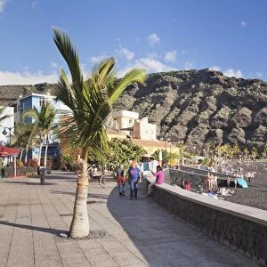 Promenade at the beach of Puerto de Tazacorte, La Palma, Canary Islands, Spain, Atlantic
