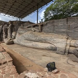 Reclining Buddha, Gal Vihara, Polonnaruwa, UNESCO World Heritage Site, Sri Lanka, Asia