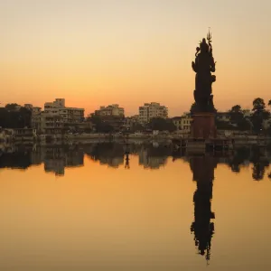 India Photo Mug Collection: Vadodara