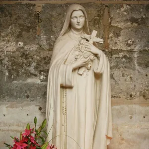 Statue of St. Therese de Lisieux, Semur-en-Auxois, Cote d Or, Burgundy, France, Europe