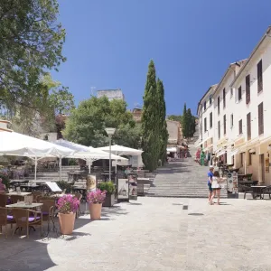 Street cafes and restaurant at market place Placa Major, Pollenca, Majorca, Balearic Islands, Spain, Europe