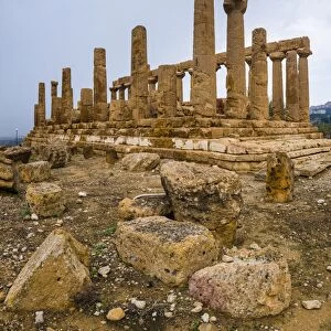 Temple of Juno (Tempio di Giunone), Valley of the Temples (Valle dei Templi), Agrigento, UNESCO World Heritage Site, Sicily, Italy, Europe