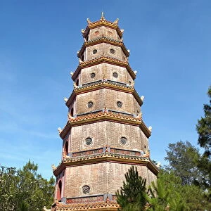 Thien Mu Pagoda, Hue, Vietnam, Indochina, Southeast Asia, Asia