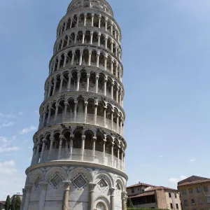 Tourists, Leaning Tower of Pisa