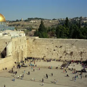 Western or Wailing Wall, sacred site of Judaism, with the gold Dome of the Rock