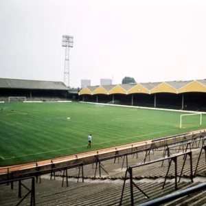 Molineux Stadium Metal Print Collection: Historial Molineux