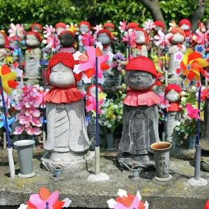 Buddhist Jizo Statues at the Zozoji Temple, Tokyo, Japan