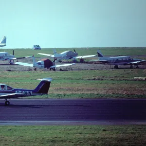 Flight Jigsaw Puzzle Collection: Airport